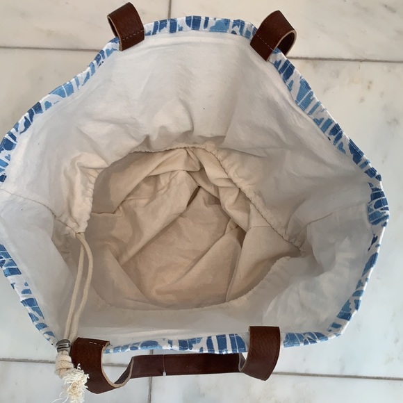 Blue and Brown Tote Bag - Picture 7 of 10